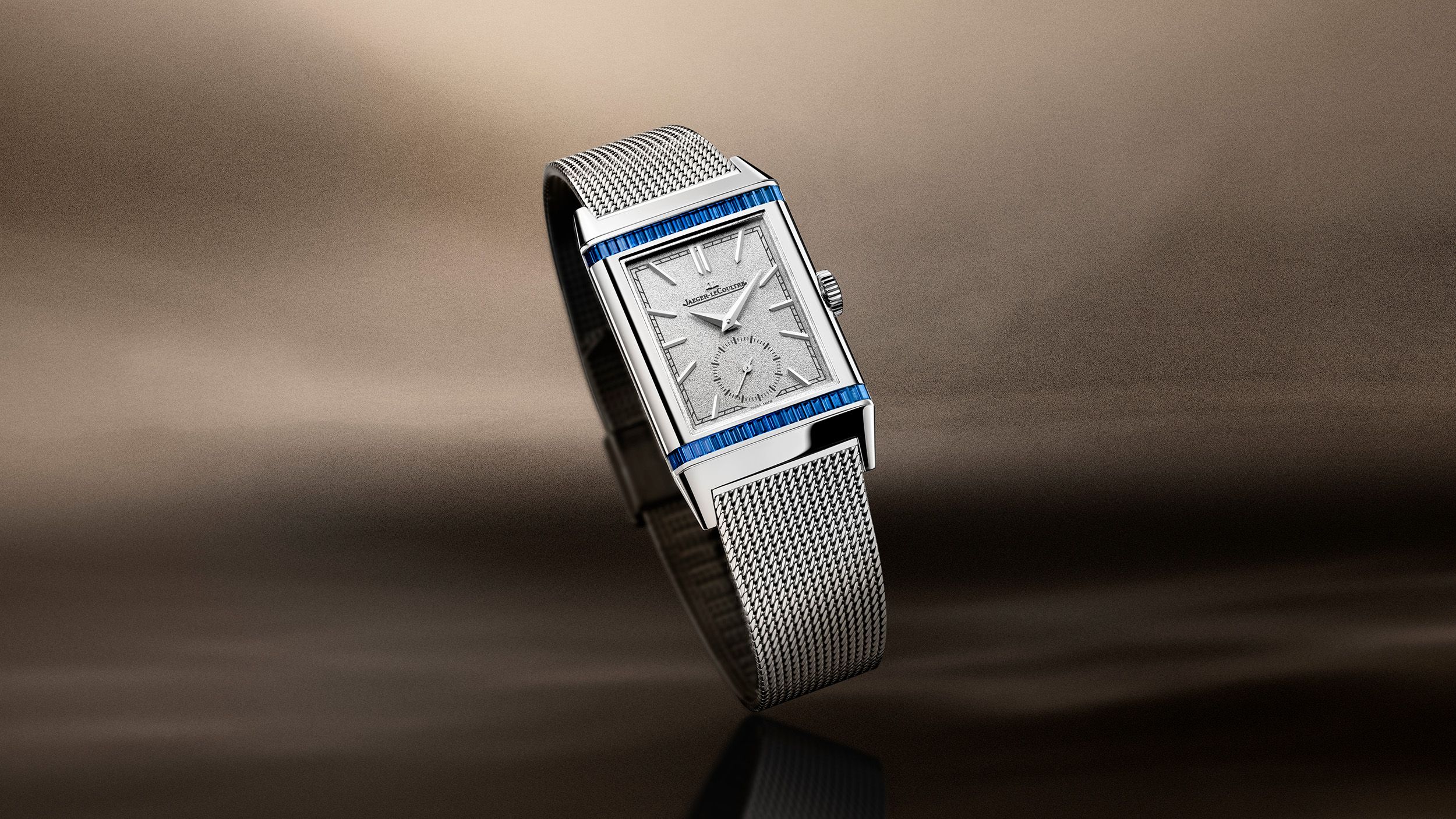 2026_relaunch_reverso_cocktail_q713311j_levitation_srgb_16-9.jpg