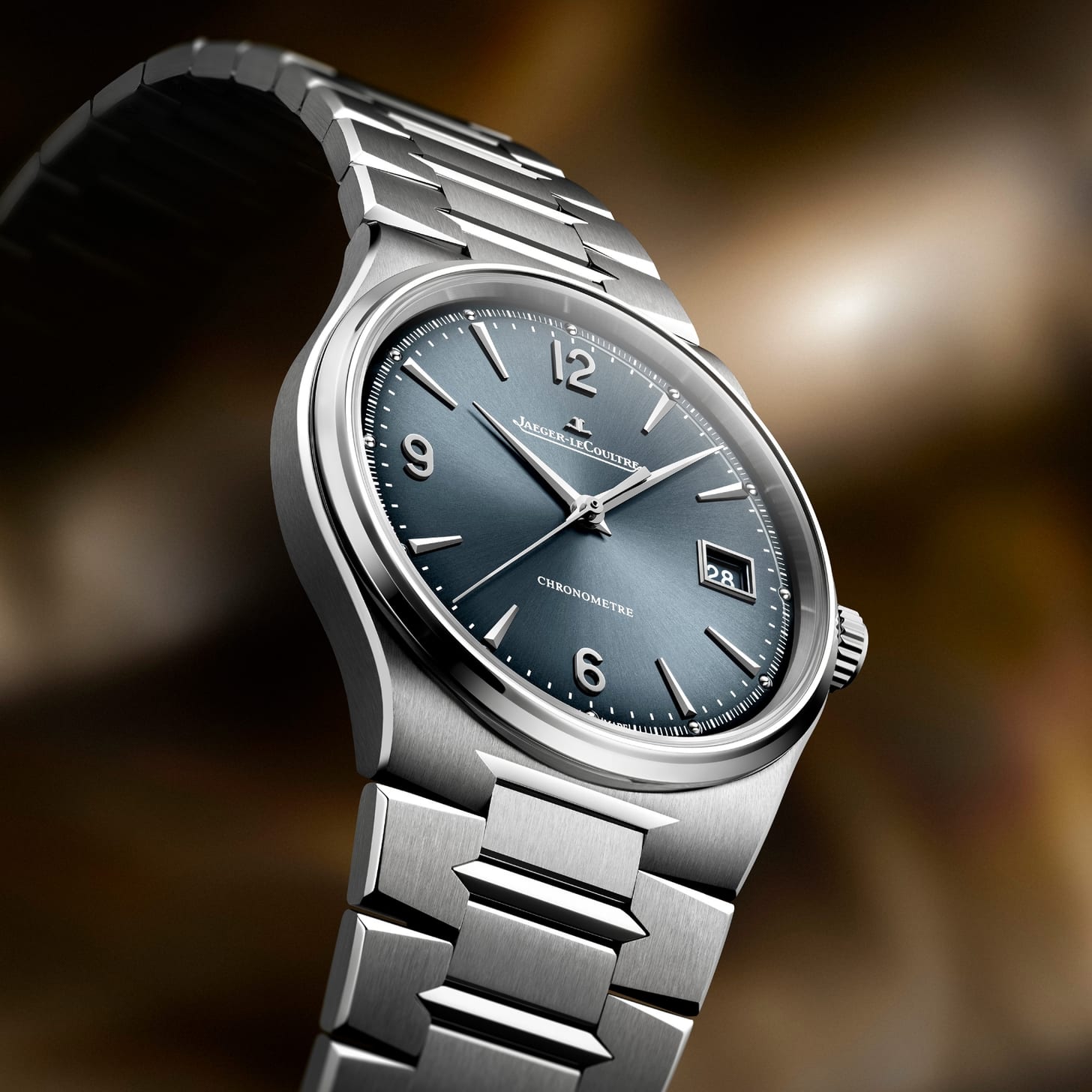 Jaeger LeCoultre Master Control Chronometre steel watch with blue dial and integrated bracelet close up