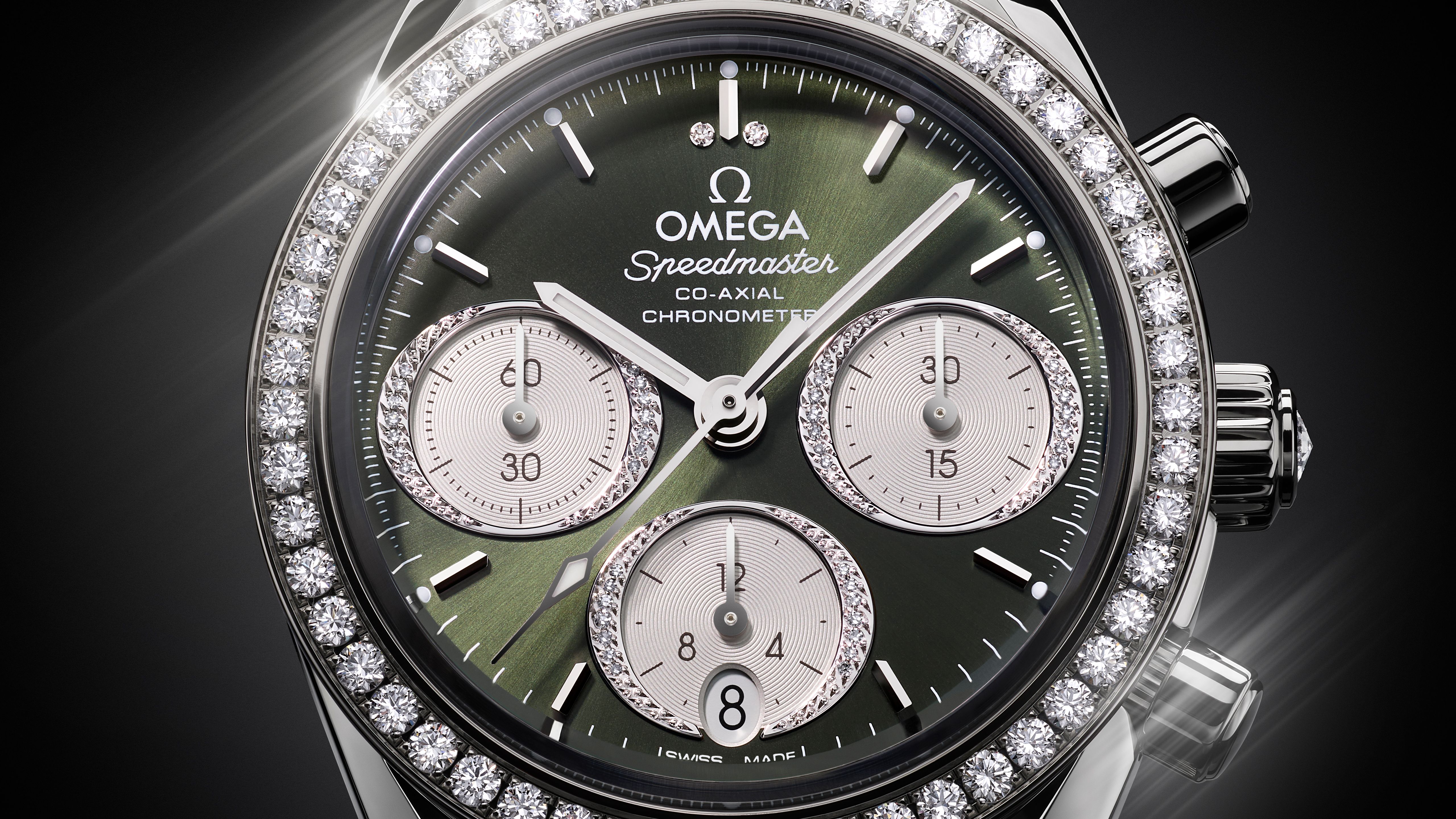 324.15.38.50.60.001_SP_Adv_Speedmaster38_Closeup_16_9_RVB.jpg