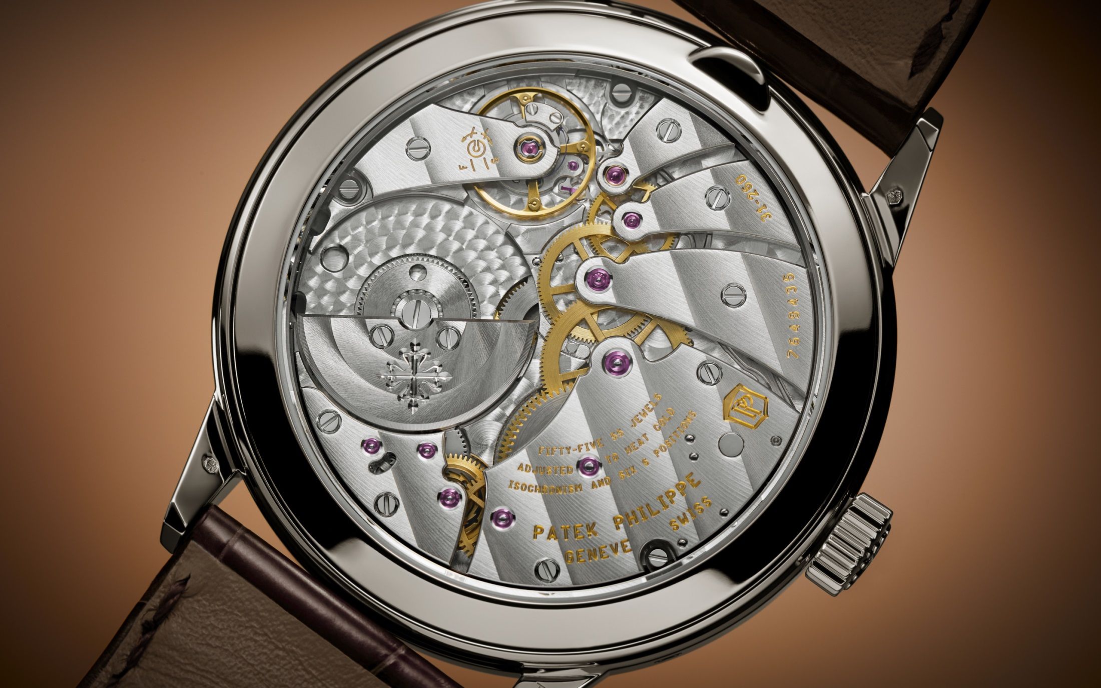 The ultra-thin self-winding 31-260 PS QL movement