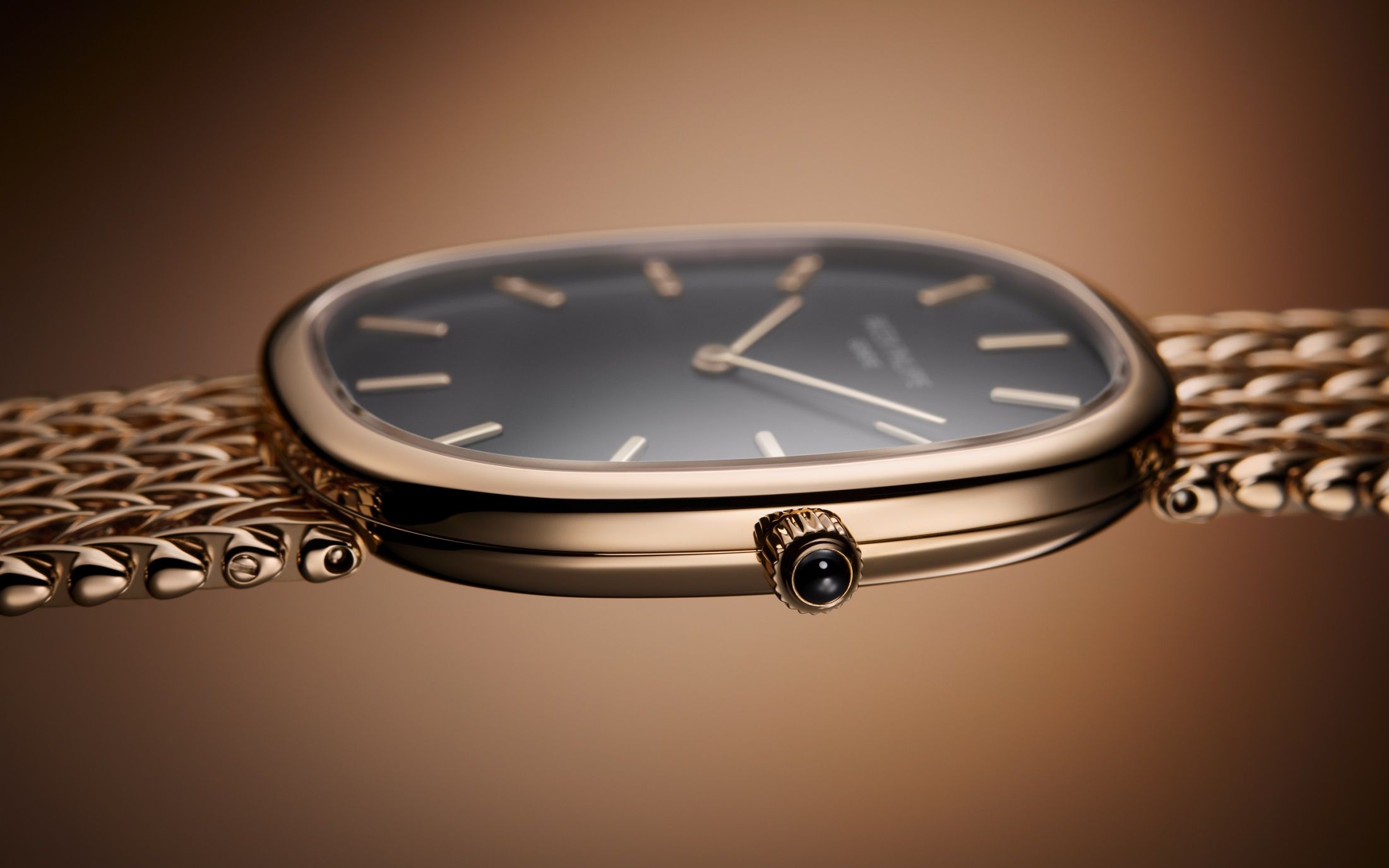 The ultra-thin timepiece is powered by the self-winding micro-rotor caliber 240