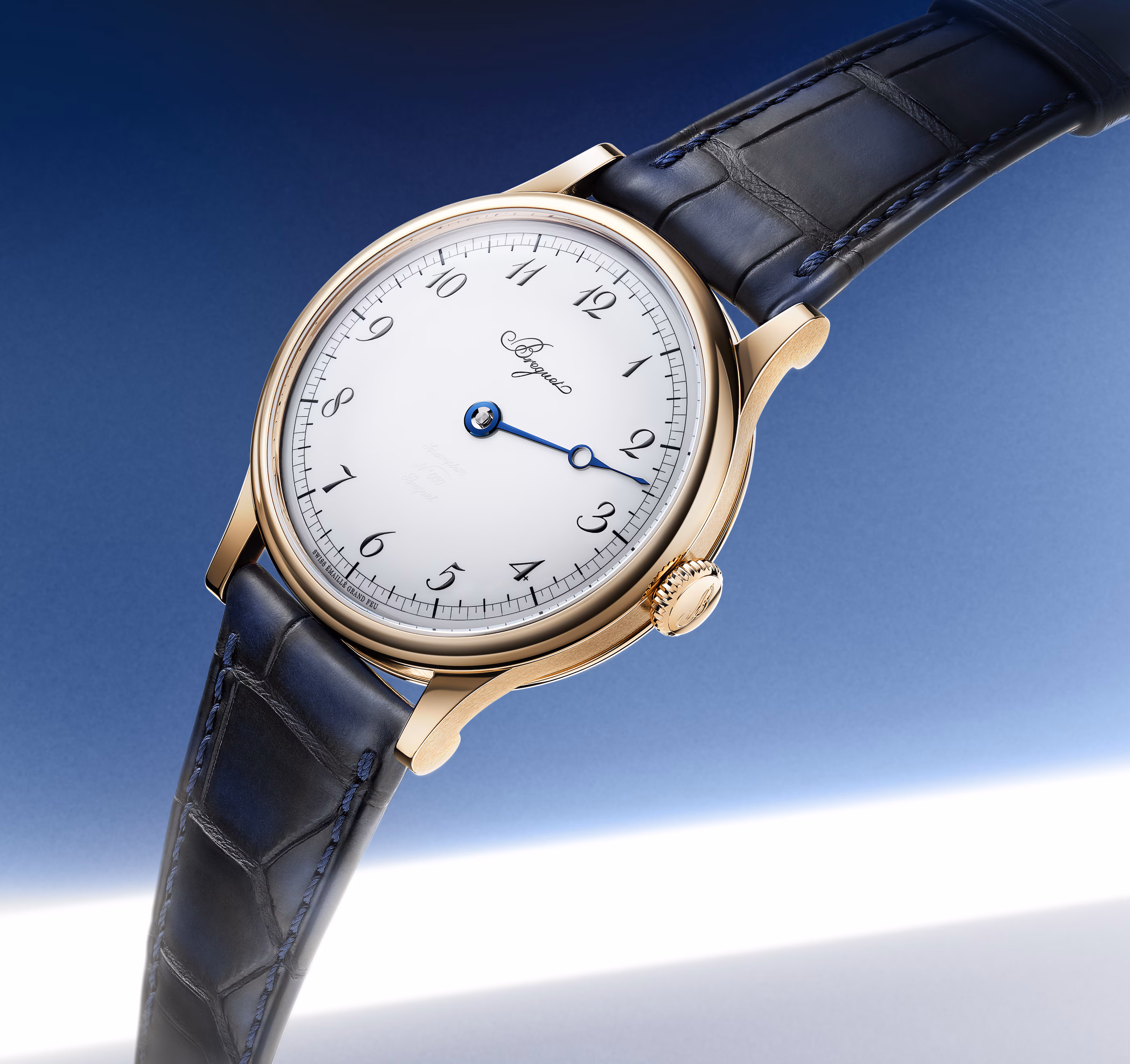 BREGUET_2025_SOUSCRIPTION_LATERAL_LIFESTYLE_4.avif