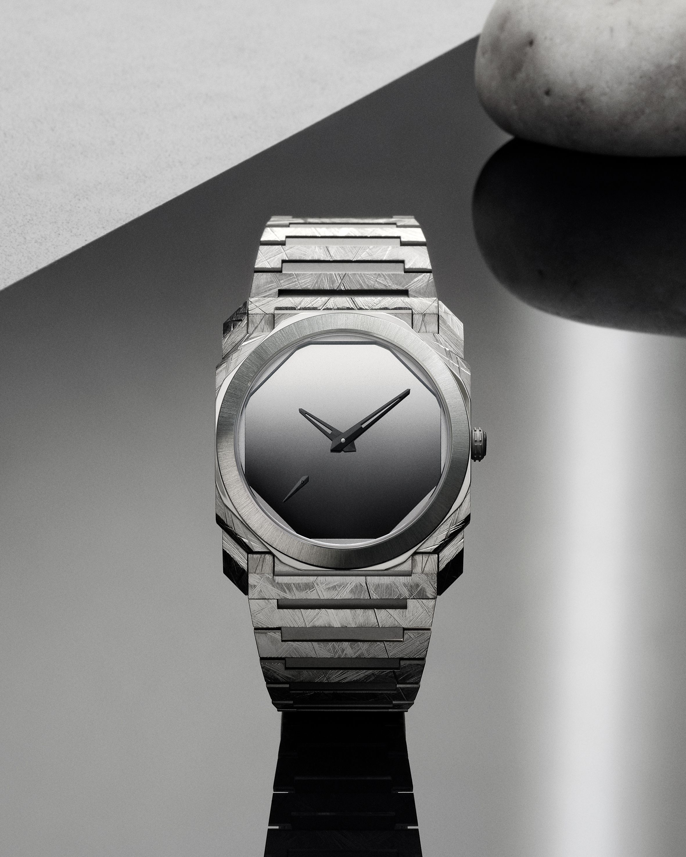 Bvlgari 2025_Octo Finissimo Lee Ufan X Bvlgari 104132_Crea_01.jpg
