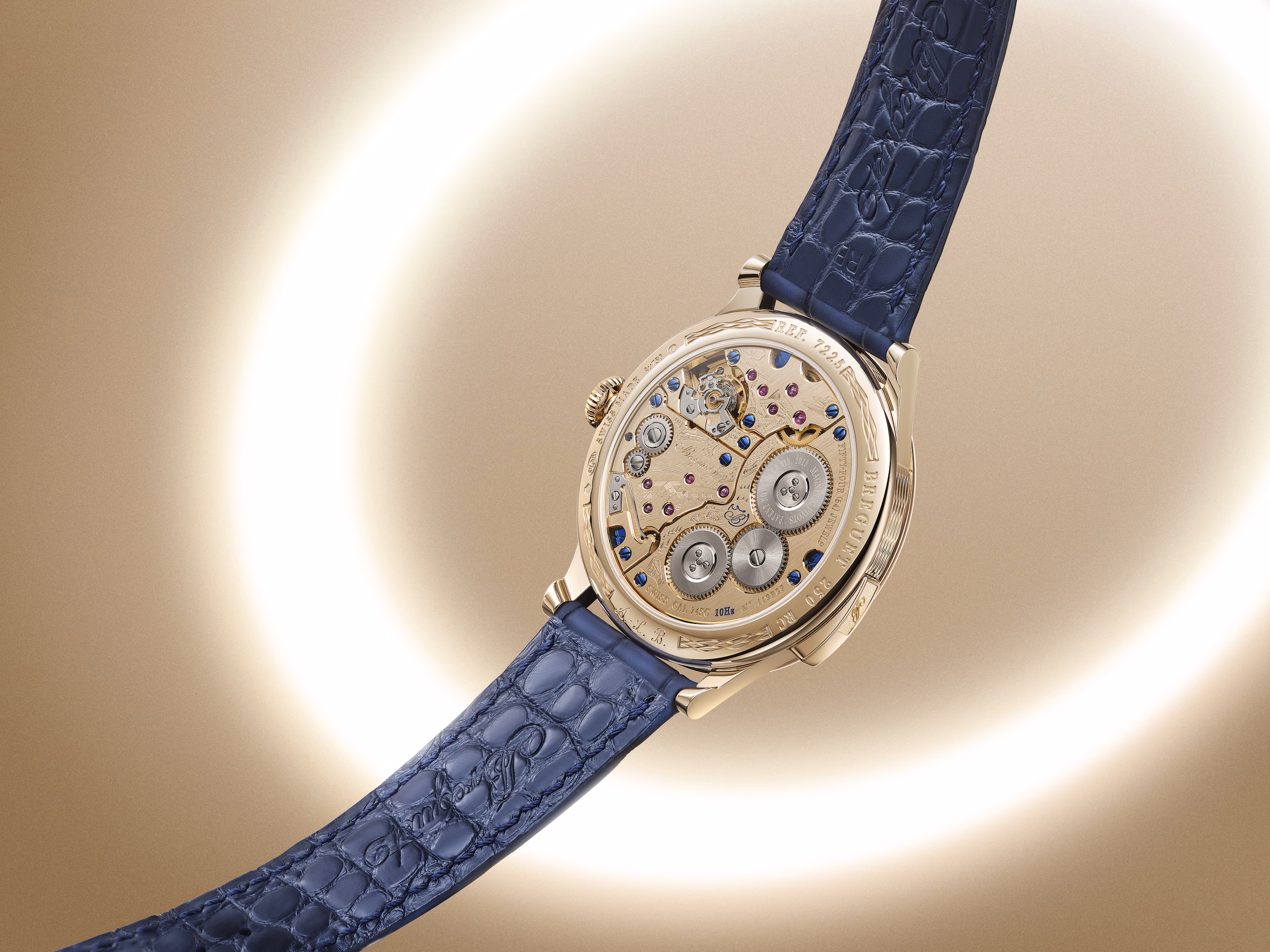 CLASSIQUE 7225_CASEBACK.avif