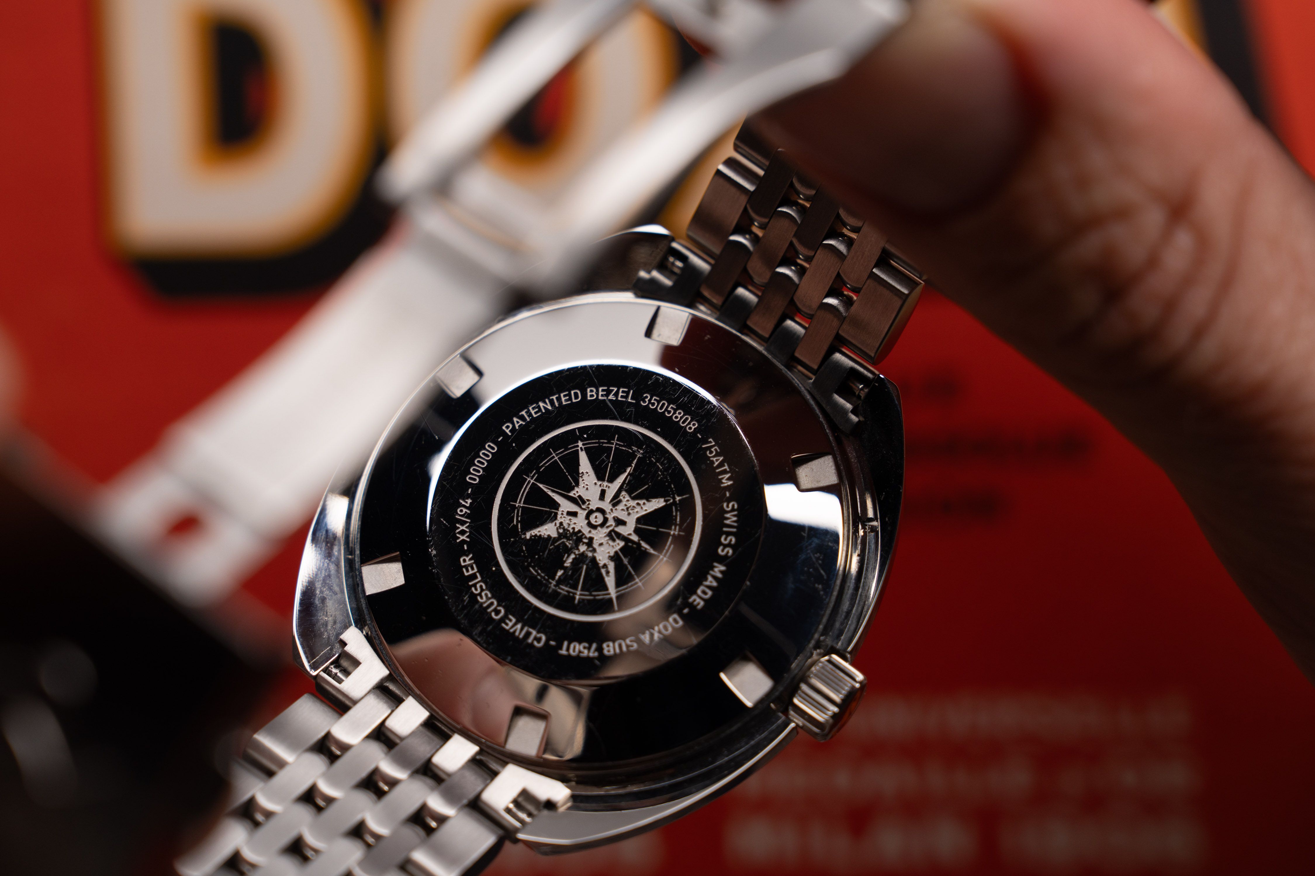 DOXA_SUB_750T_Clive_Cussler_lifestyle_picture_full_hd_53.jpg