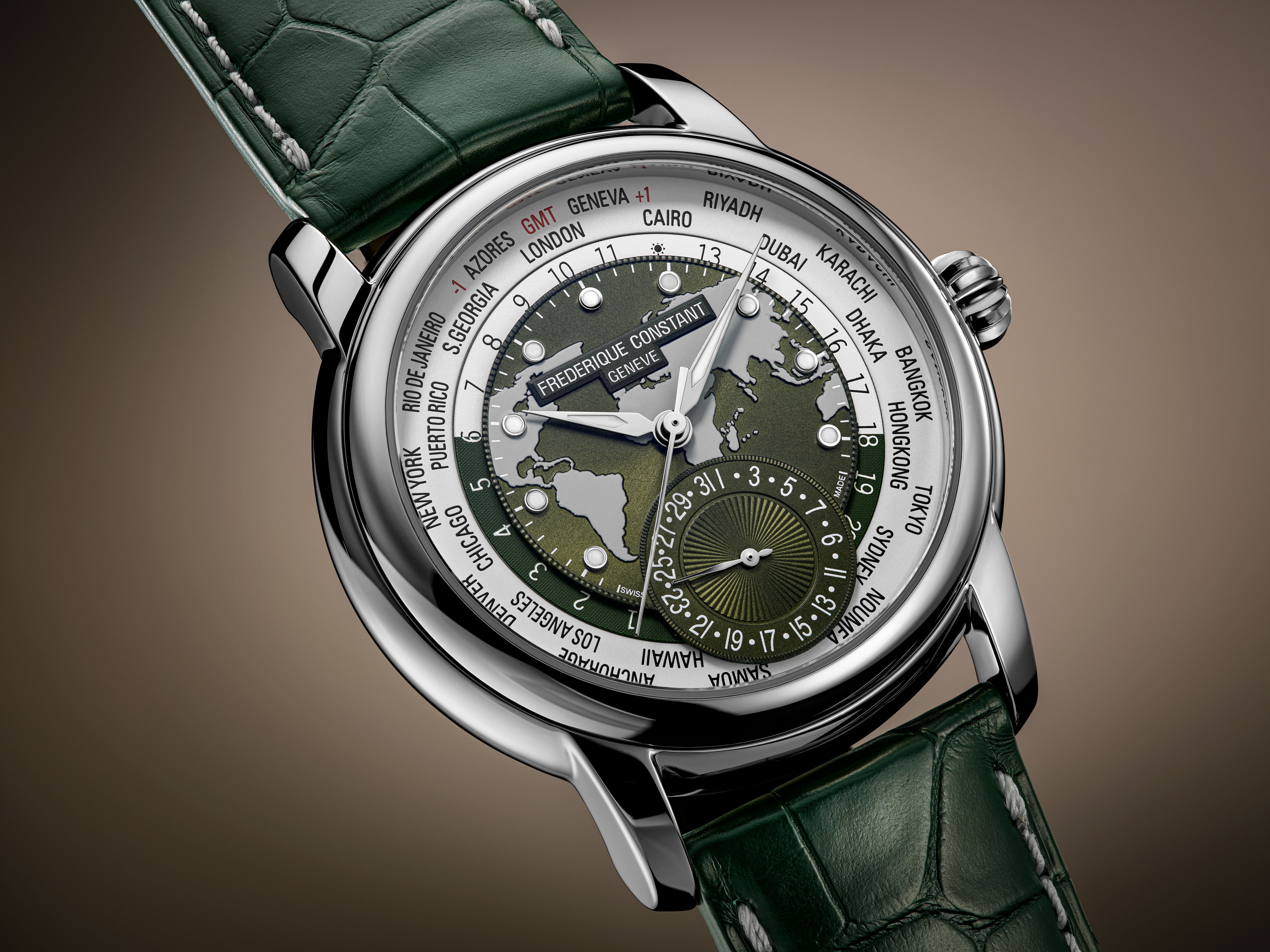 FC-718_Classic_Worldtimer_Manufacture3.jpg