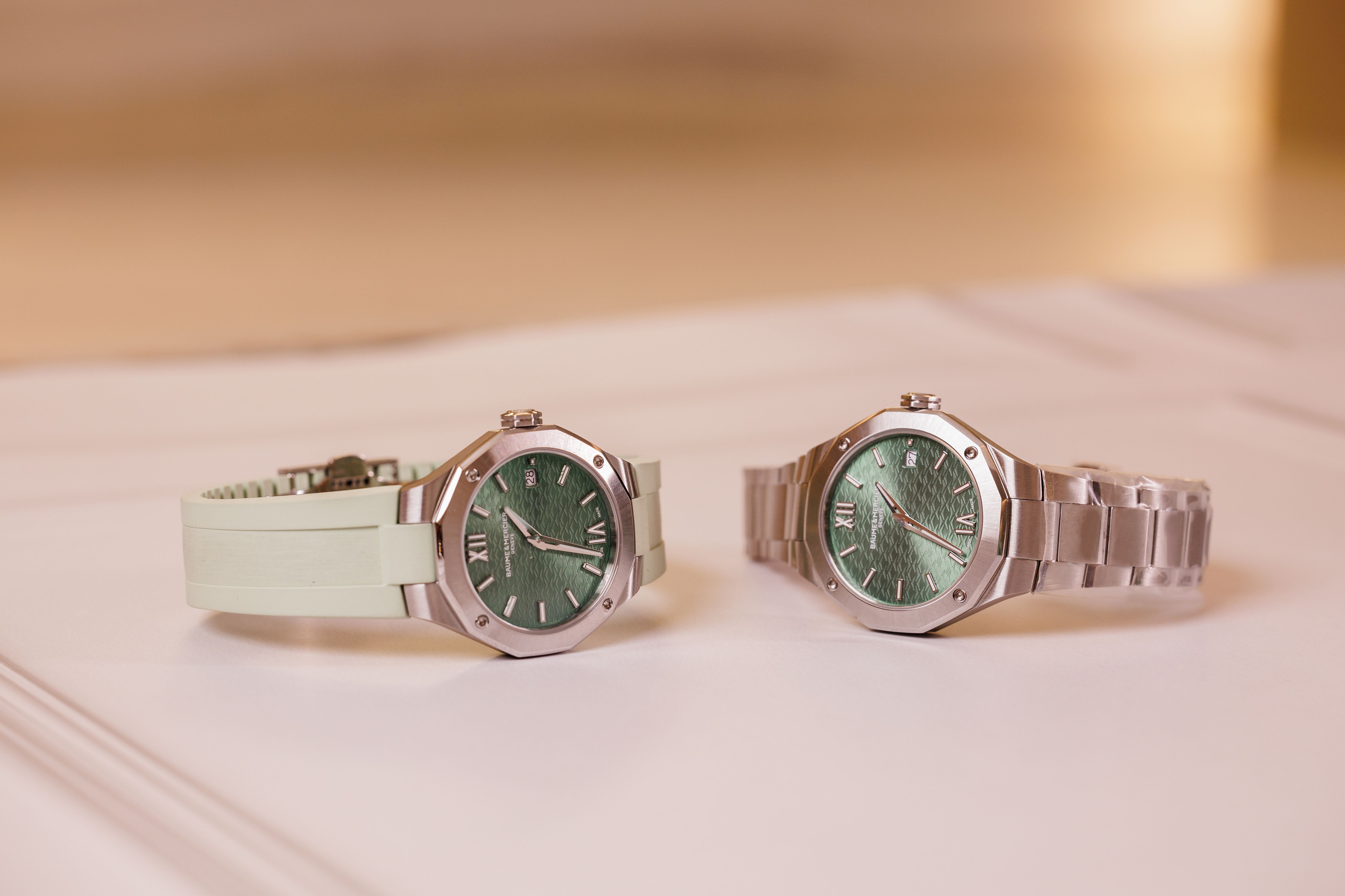 The green Riviera in rubber strap and steel bracelet