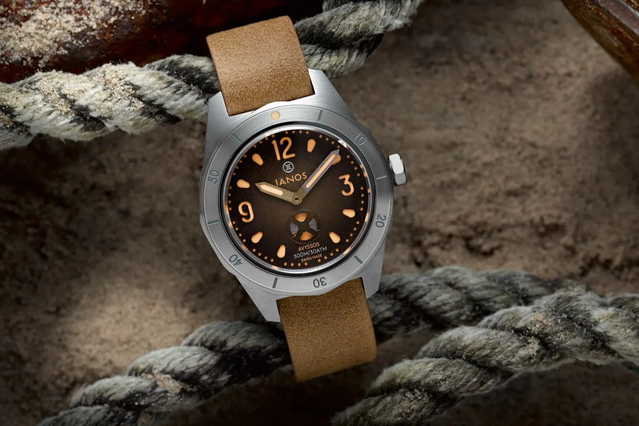 Ianos+Watches2BGreek+Watch2BDiver+Watch%2BIA01onropes.webp