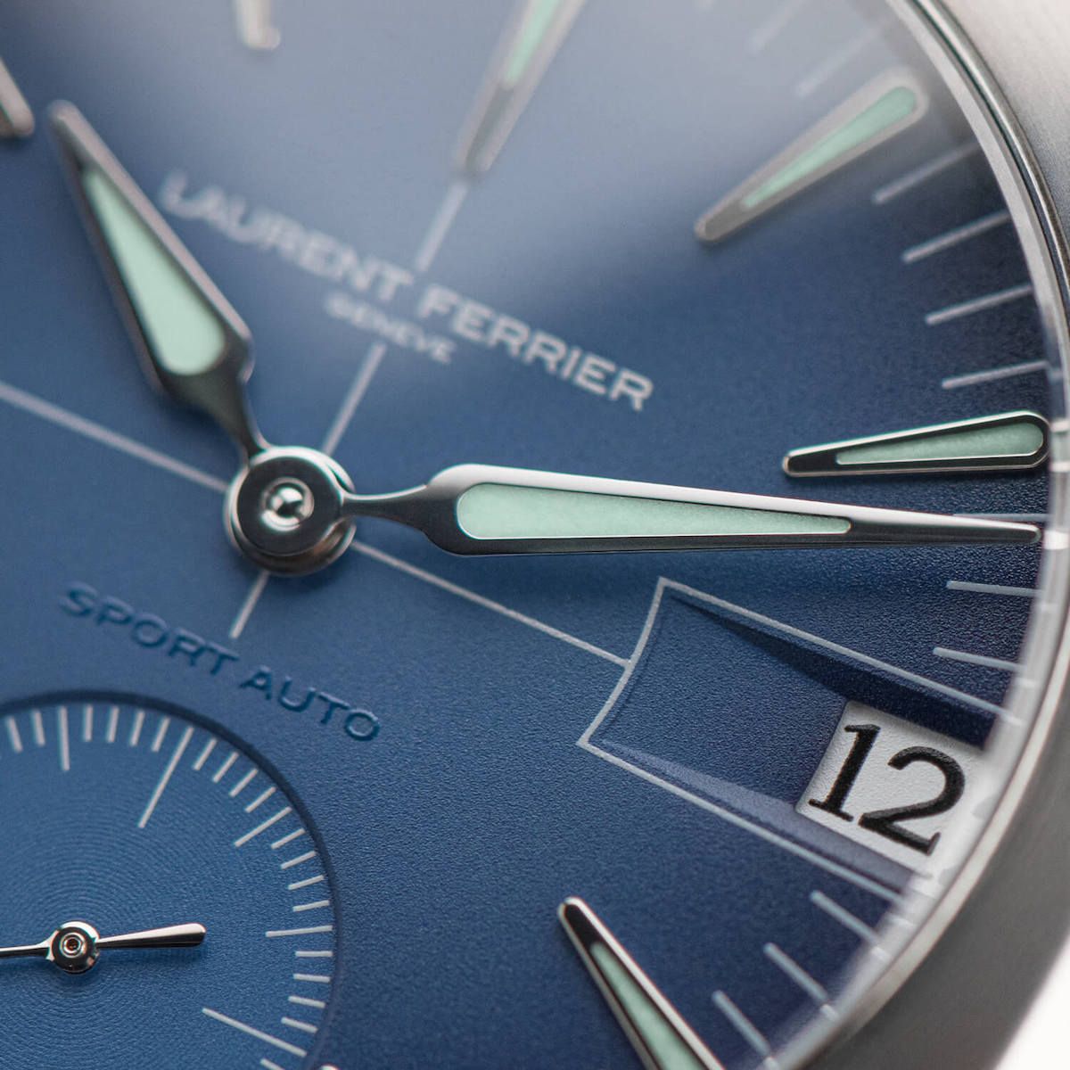 Gradient shades of blue with an opaline finish | The Hour Markers