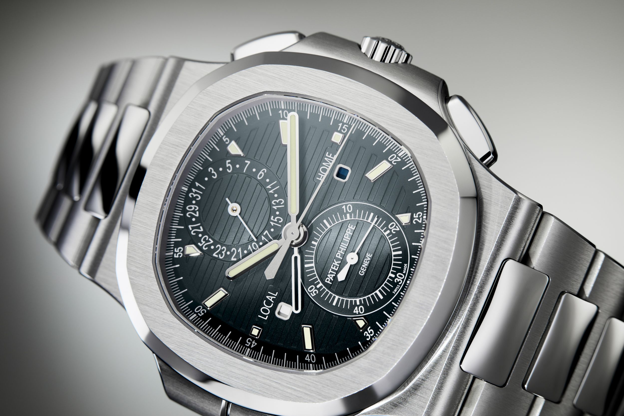 Patek Philippe Nautilus Ref. 5990/1A-011