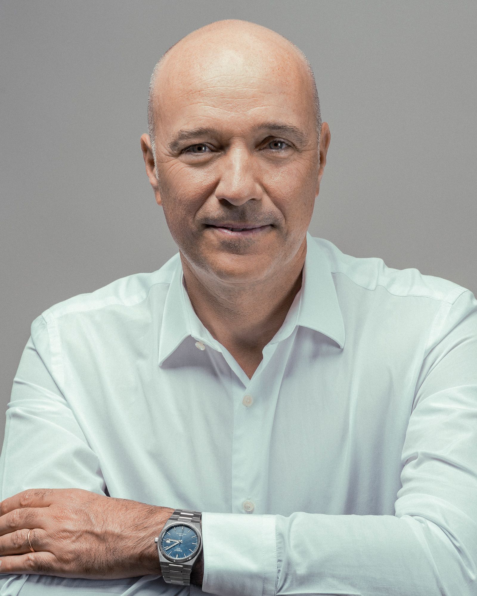Sylvain Dolla_PortraitPro_4X5_WEB (8) (1).jpg