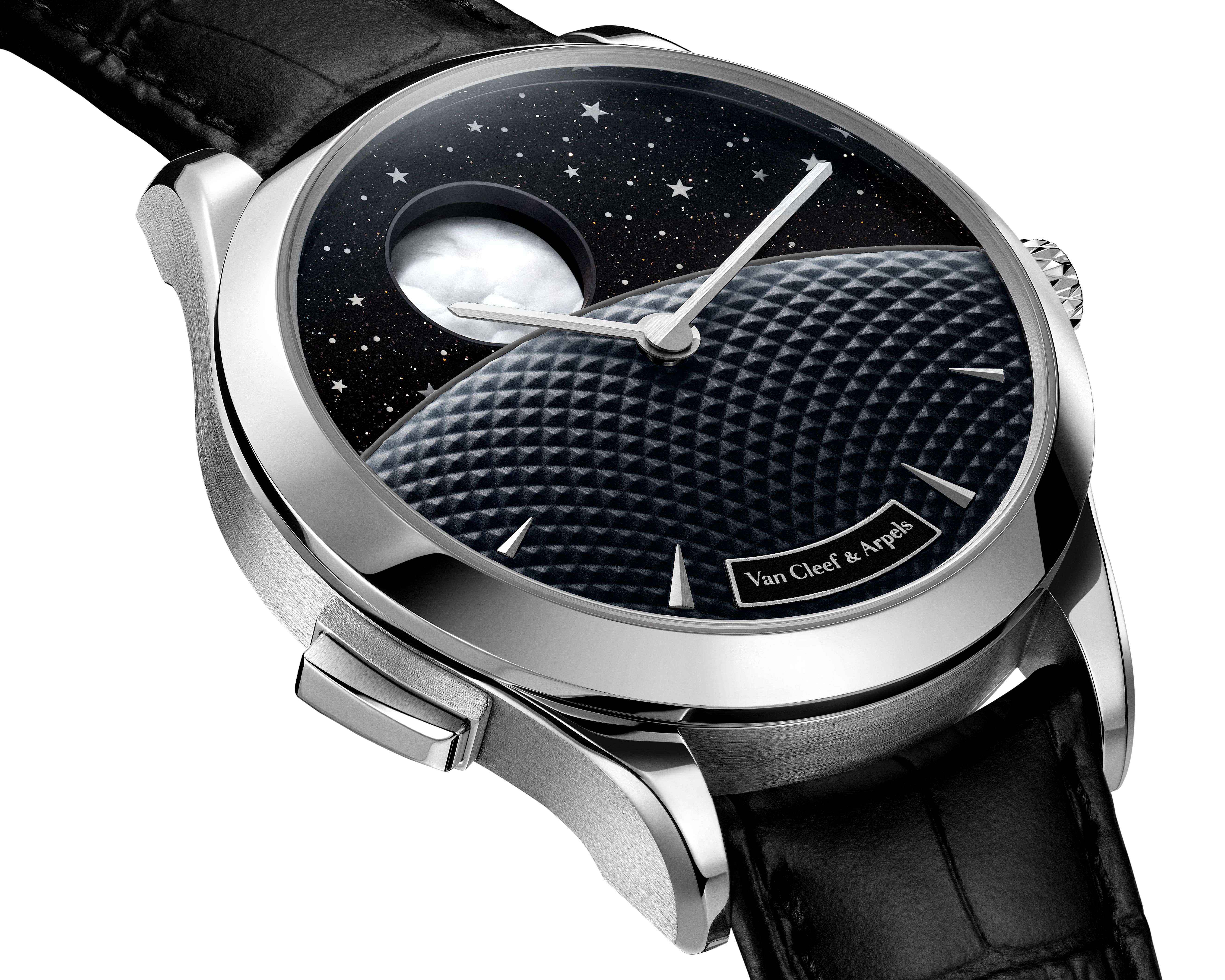 VCARPESA00 - Midnight Jour Nuit Phase de Lune 22H10 - Close Up © Van Cleef & Arpels - Clément Rousset.jpg