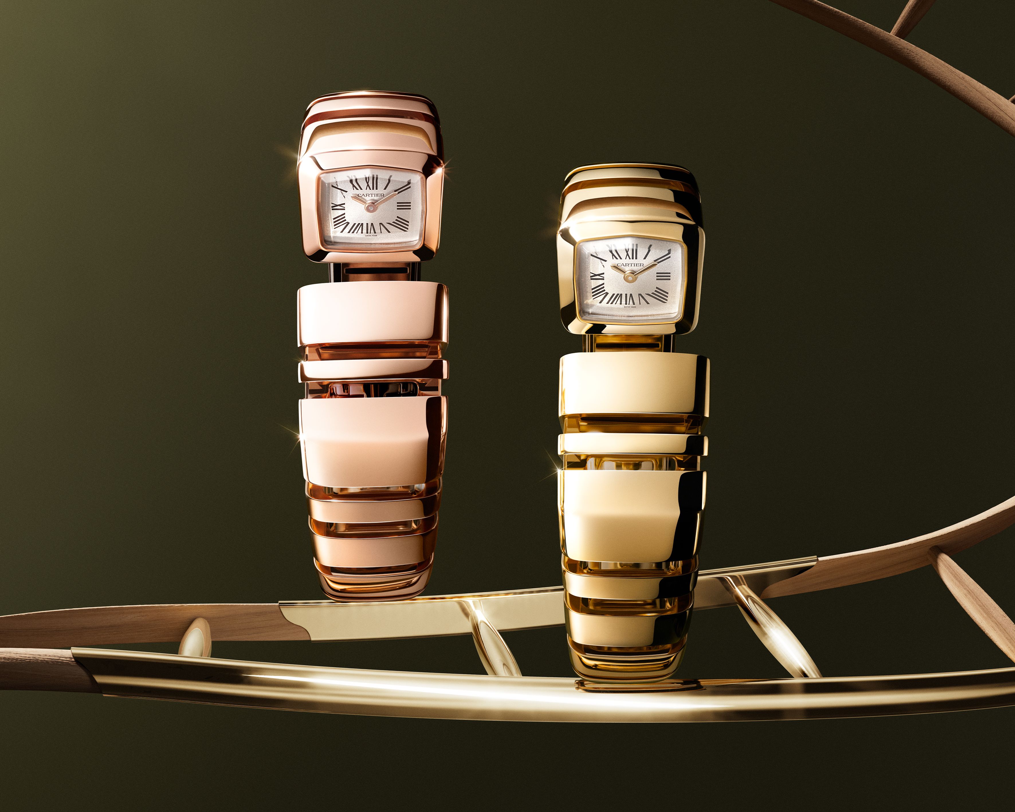 Reflection de Cartier comes in yellow and rose gold