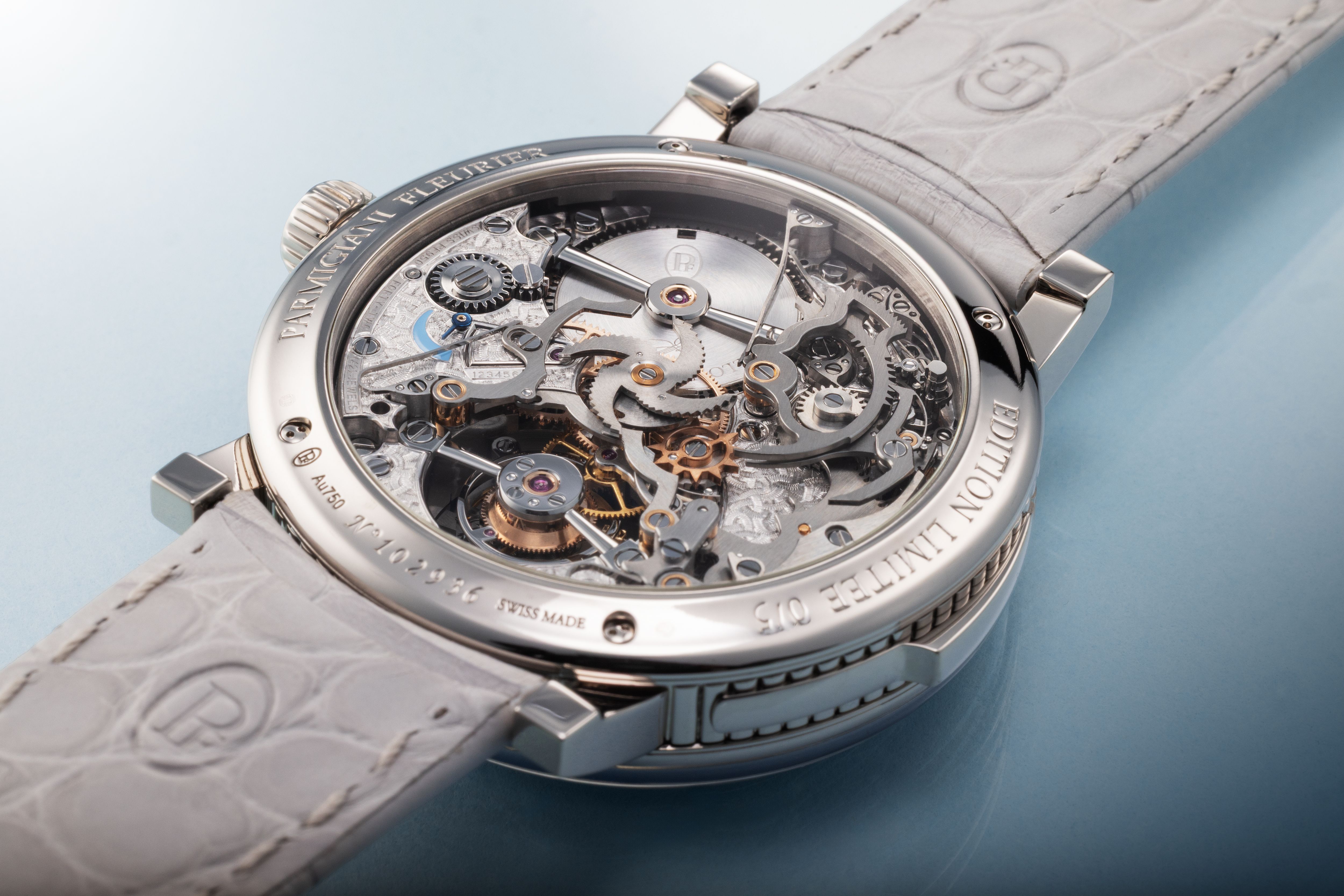 ahhq-7K9tuLqEO4H_PF_OBJET_D'ART_VISUALS_CARILLON_TOURBILLON_7.jpg