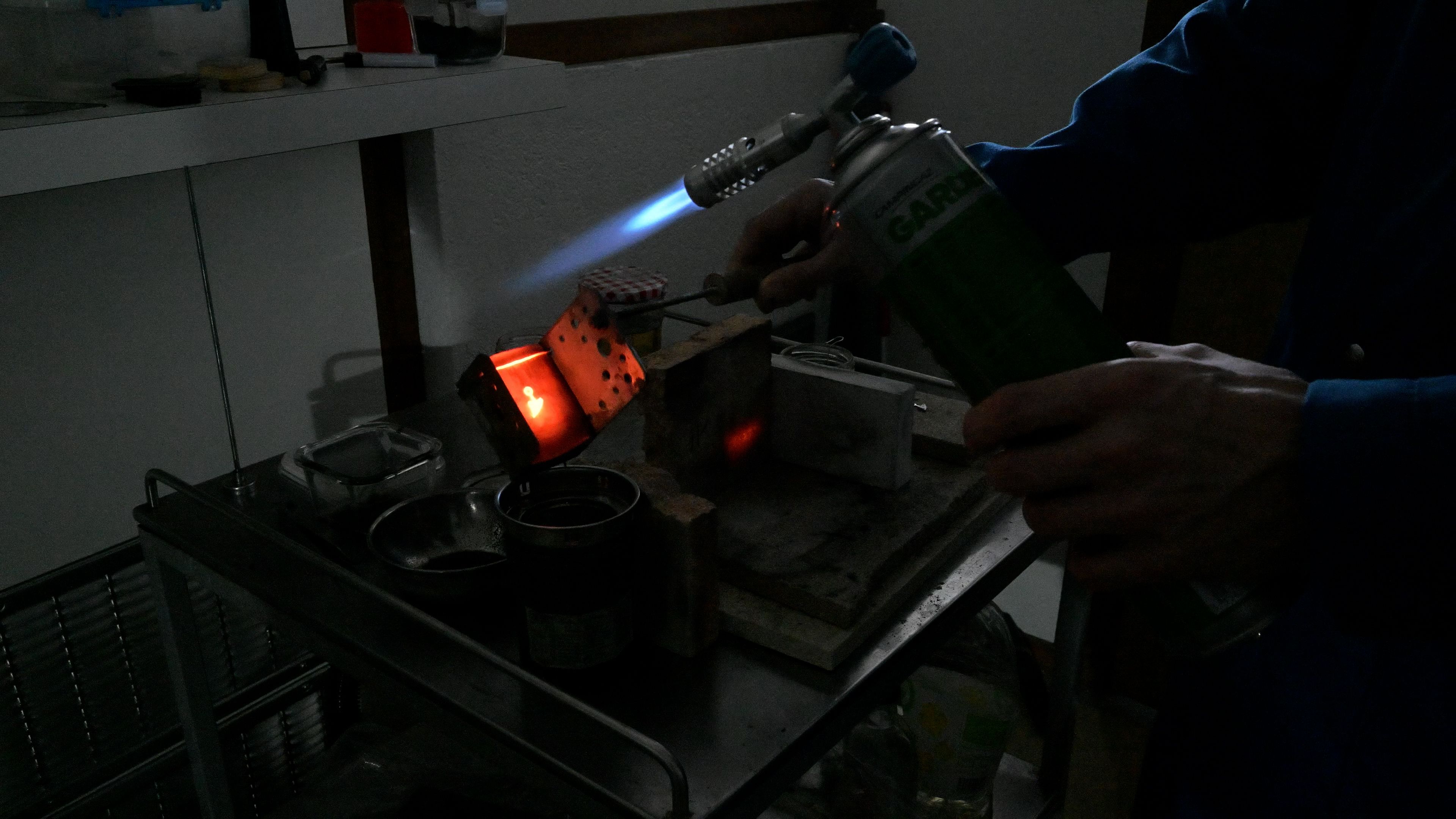 hardening 2.MOV.00_00_15_18.Still001.jpg