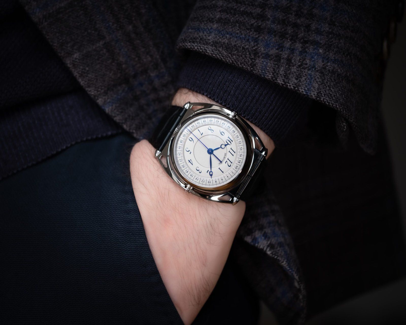FEATURED: DE BETHUNE - DB Kind of Two Tourbillon