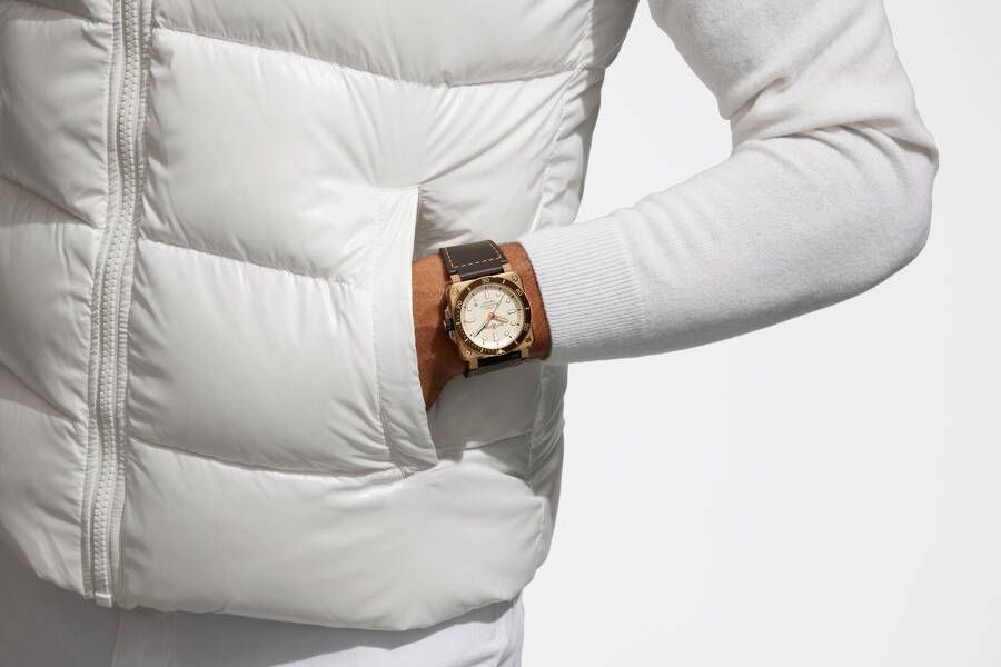  Although utilitarian in concept, the BR 03-92 Diver White Bronze fits all lifestyles