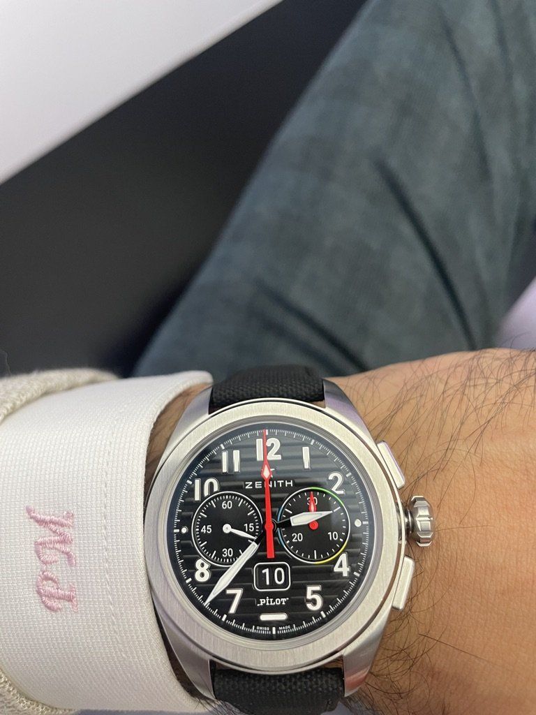 Black Dial With Horizontal Grooves