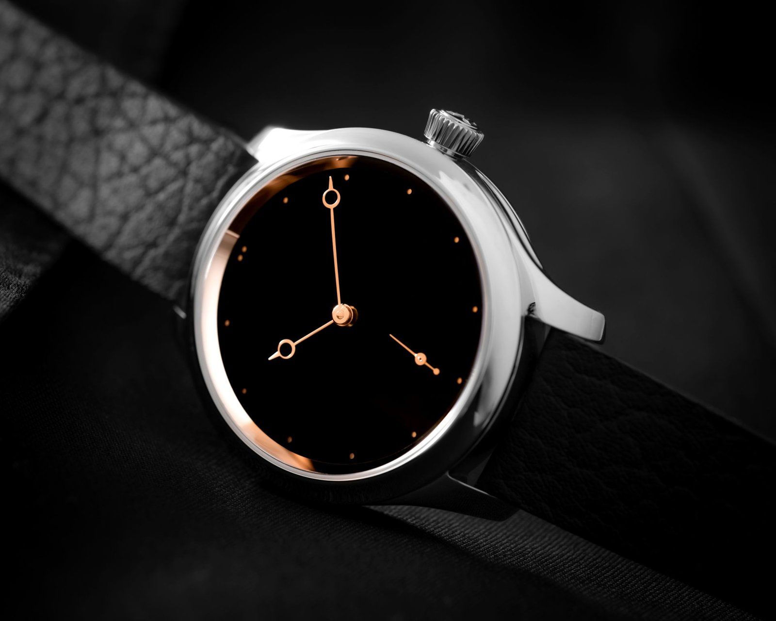 H. Moser & Cie - Endeavour Small Seconds Total Eclipse X The Armoury watch