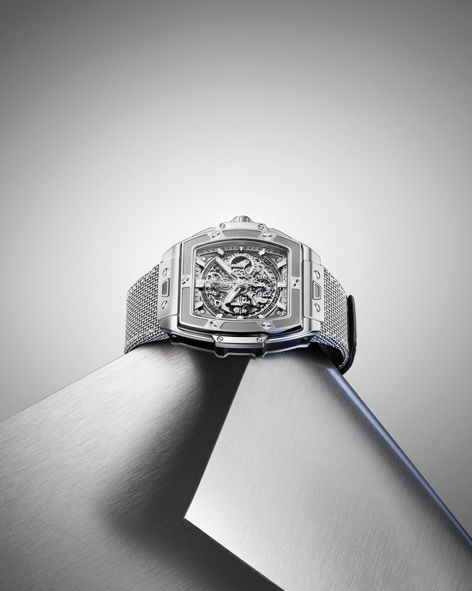 Hublot_Spirit Of Big Bang Essential Grey