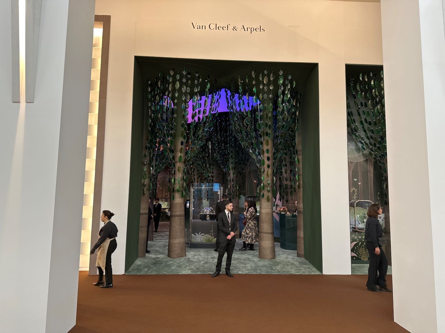 Van Cleef & Arpels Booth