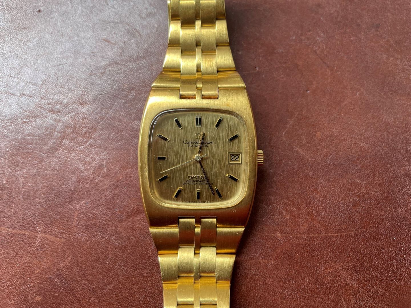 Omega Constellation in 18k solid gold