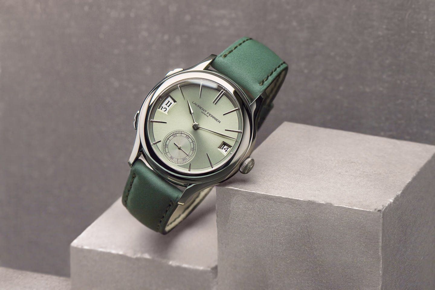Laurent Ferrier’s Classic Traveller Série Atelier
