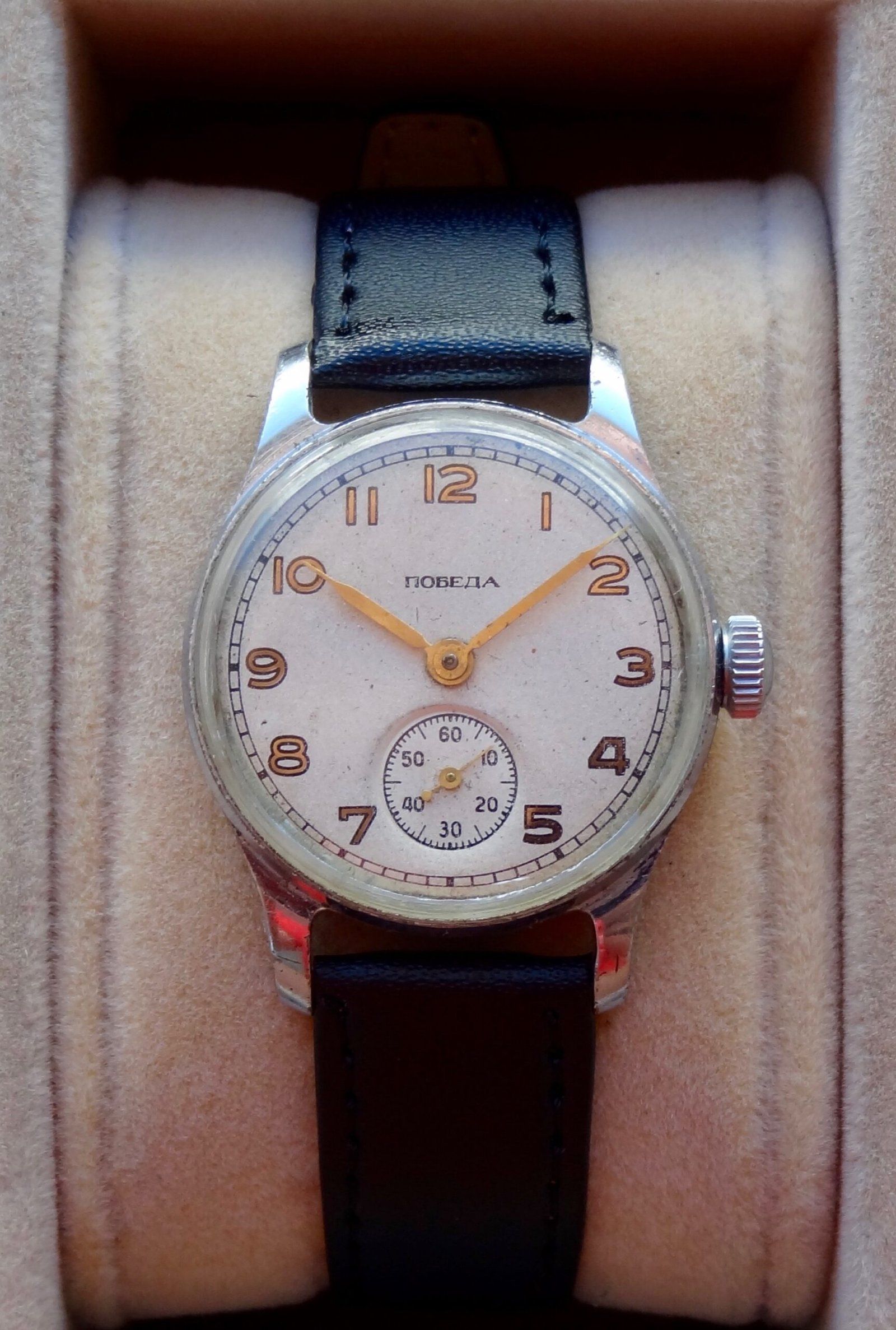 A standard Pobeda watch similar to that of tied to arm of Chernushka (Courtesy: Dashiell Stanford; https://mroatman.wixsite.com/watches-of-the-ussr)