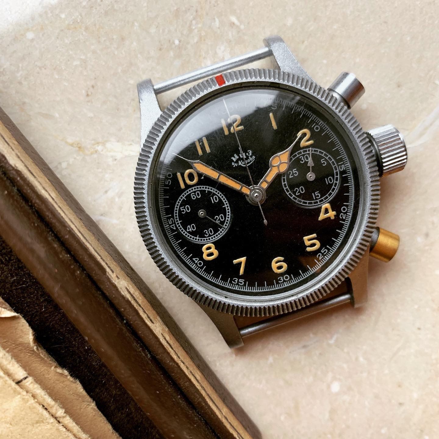 A 1MCHZ branded Soviet Flieger chronograph made in Glashutte Factories. (Courtesy: Yuri Kravtsov; Instagram: sovietwatchmuseum)