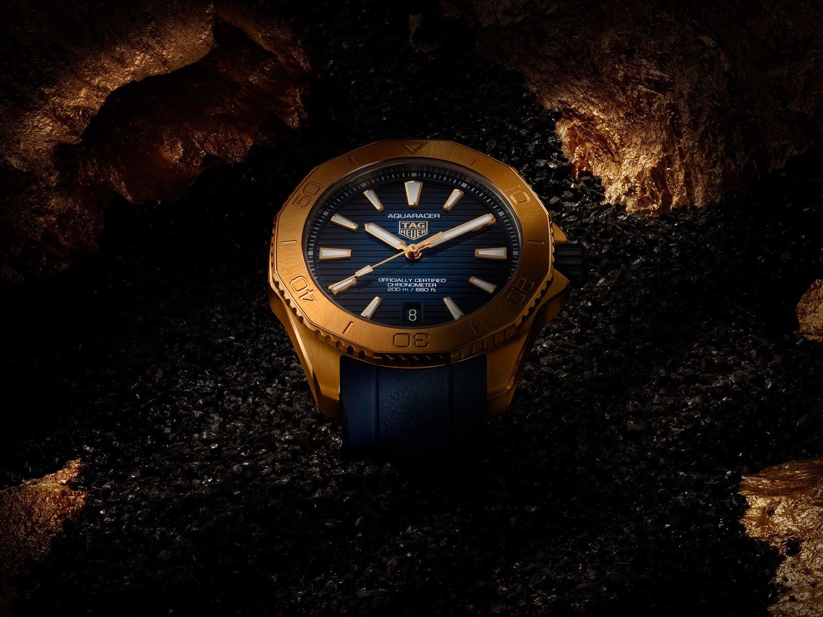 TAG Heuer’s First Aqua-Racer Professional 200 In Full Gold