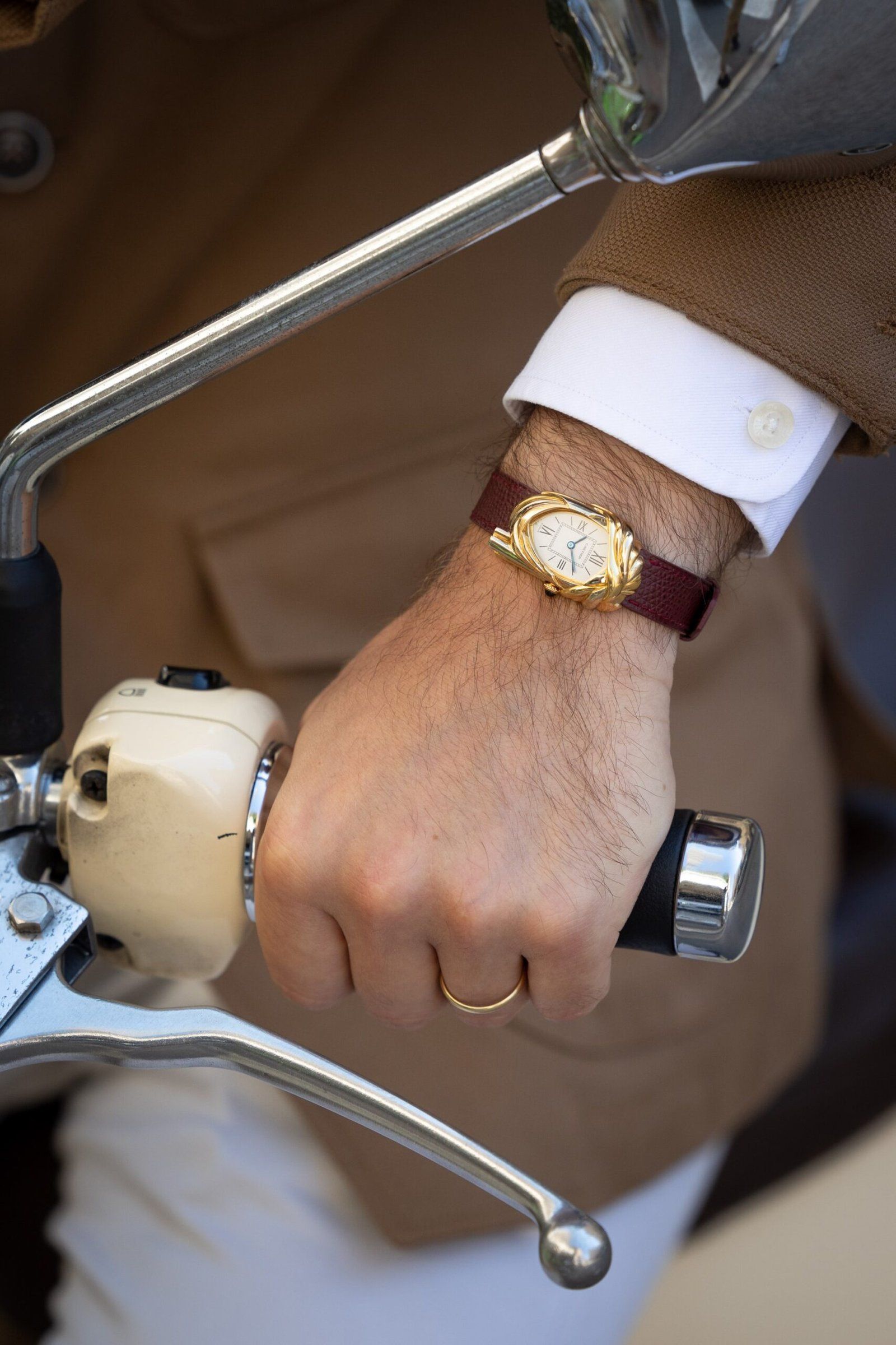 The mythical Cartier Cheich watch, to be sold in Sotheby's Paris in September 2022 (2)