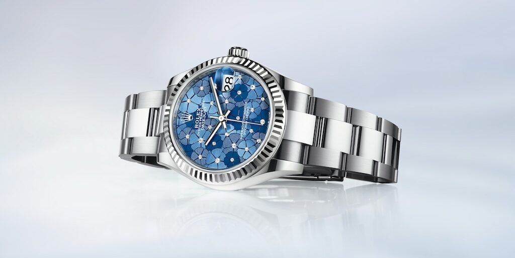 Watches And Wonders 2022_ Cartier- Revisiting The Tank With A Twist