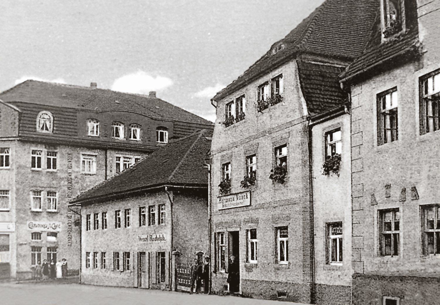The first workshop of Ferdinand Adolph Lange