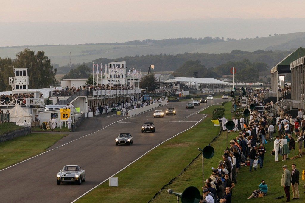 GOODWOOD MOTOR CIRCUIT, SET IN THE HEART OF THE ENGLISH COUNTRYSIDE