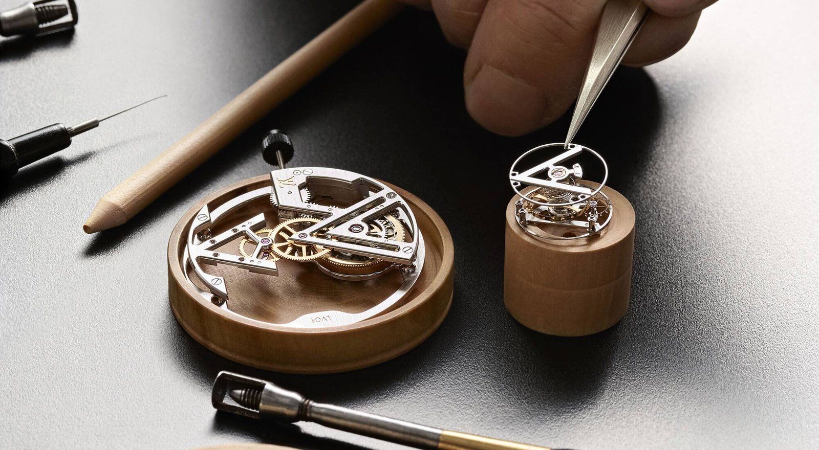 louis-vuitton-regis-golay-poin-oon-de-gen-ve-savoir-faire-2 (1)