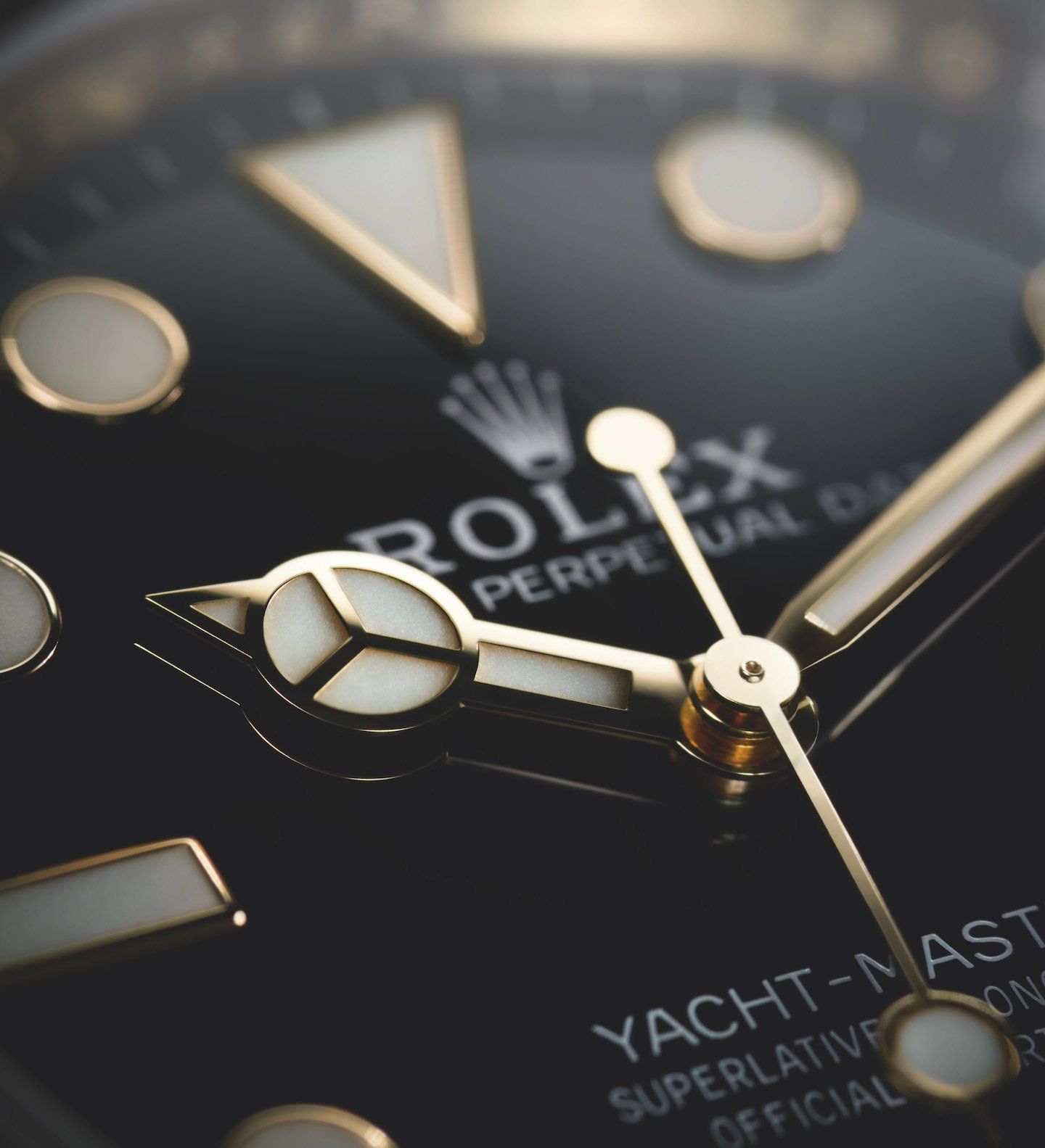 Close-up on the Oyster Perpetual  Yacht-Master 42 dial