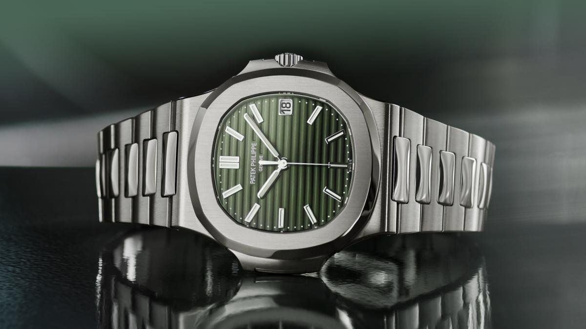 Watches & Wonders 2021: Patek Philippe Olive Green Nautilus Ref. 5711/1A-014