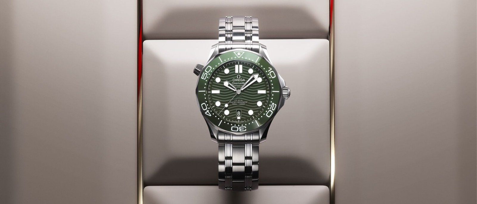 Omega Seamaster Diver | The Hour Markers