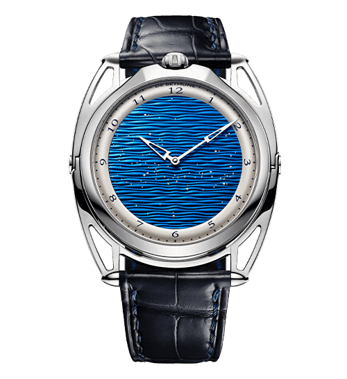 The DB28xs Starry Seas comes in a smaller diameter than previous models while retaining De Bethune's unique design