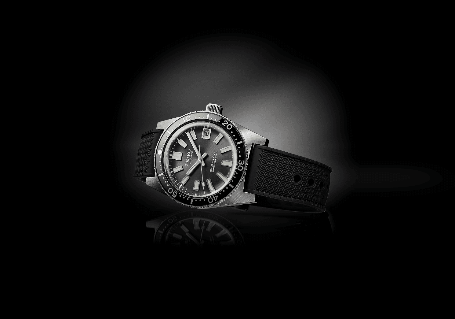 The watch is powered by the new Caliber 6L37.