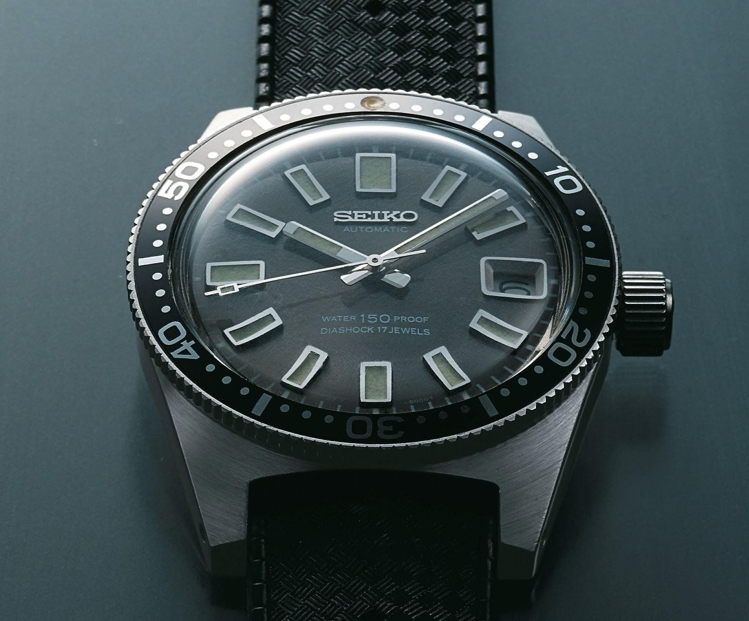 The original 62MAS Ref. 6217-9001 from 1965 - Seiko's first ever professional diver’s watch. 