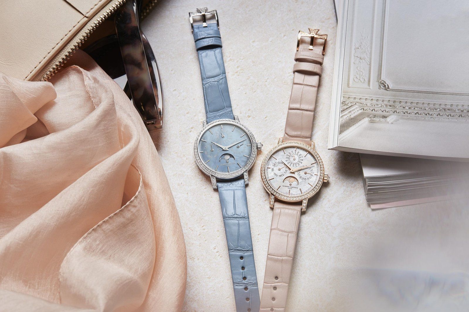 Traditionnelle perpetual calendar ultra-thin in blue-grey (left) and white (right) mother-of-pearl dials