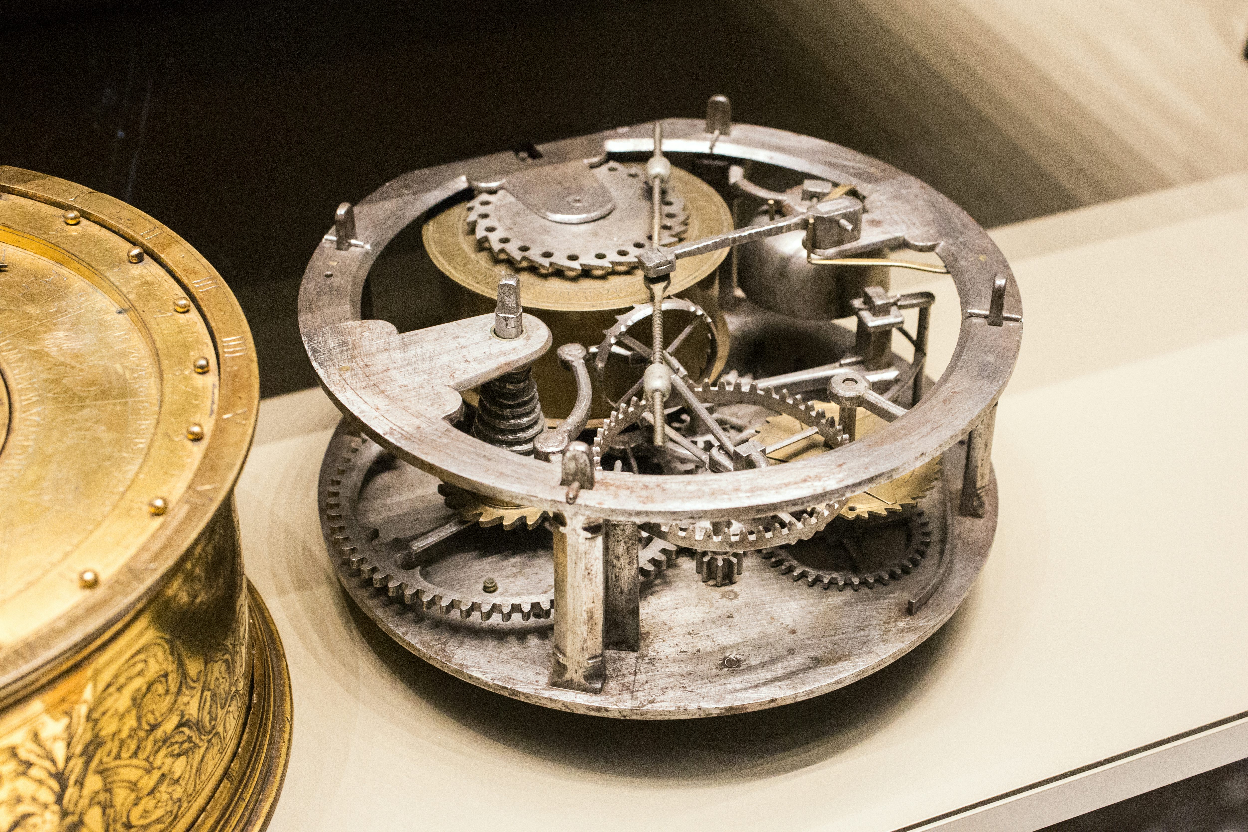 the oldest existing clock known with a fuséebrit mnuseiu.jpg