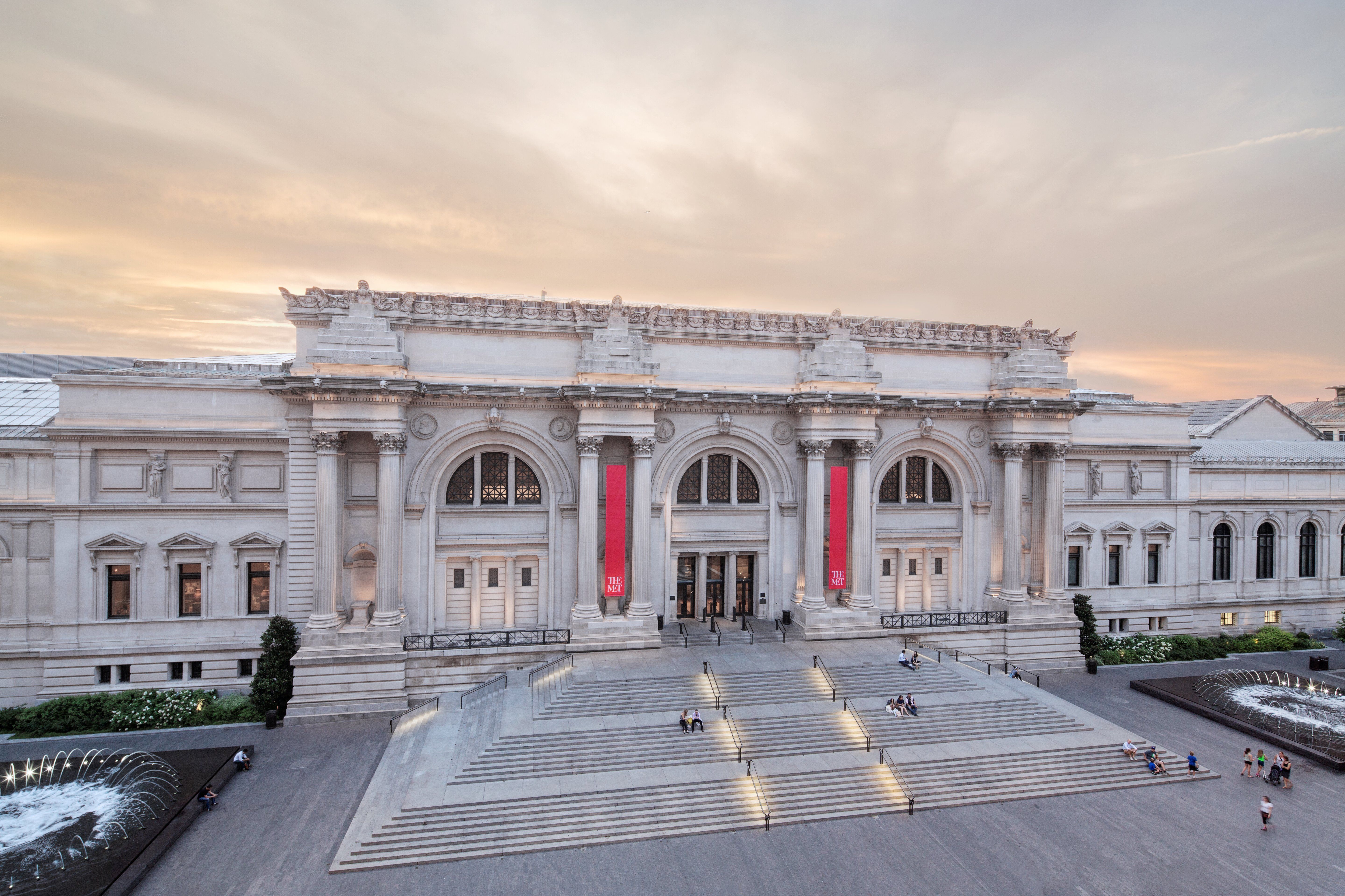 themetropolitanmuseumofartnewyorkexterior-copycourtesyofthemet.jpg